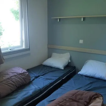 Camping Les Peupliers Du Lac Onlycamp Chindrieux Exterior foto