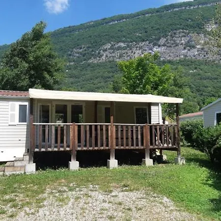 Camping Les Peupliers Du Lac Onlycamp Chindrieux Exterior foto
